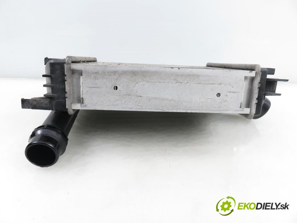 DACIA DUSTER (HM_) SUV 2021 74,00 1.0 TCe 100 (HMMT) 999,00 chladič intercooler 14461B681A ; 144965154R