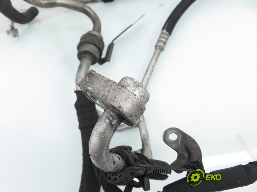 FORD S-MAX II (CJ, WA6) MINIVAN 2016 132,00 2.0 TDCi 180 - T8CJ 1997,00 rúrka klimatizácie DS7H19E881CD ; DS7H19N601FD ; E1GH19N602BB