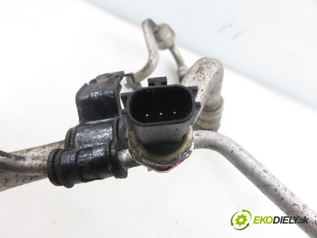 KIA SPORTAGE (SL) SUV 2012 100,00 2.0 CRDi 136 - D4HA 1995,00 rúrka klimatizácie