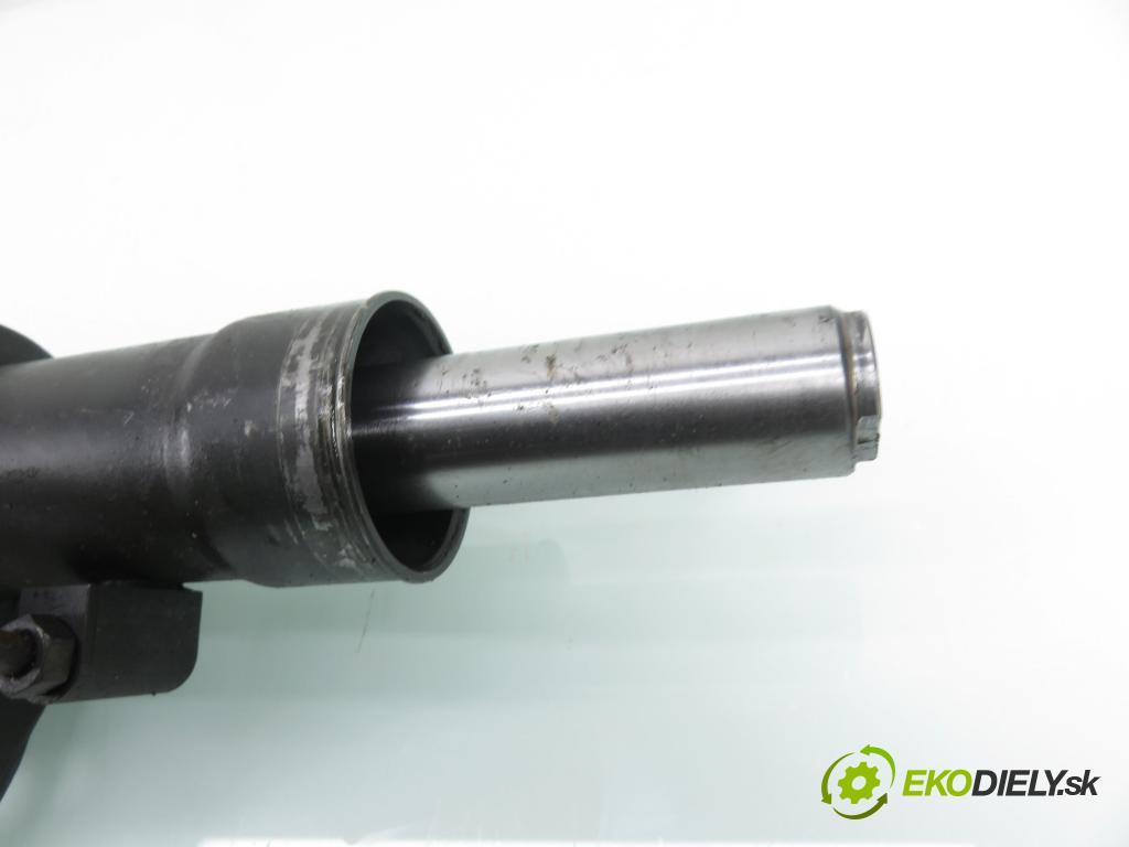 RENAULT LAGUNA II (BG0/1_) LIFTBACK 2004 88,00 1.9 dCi (BG08, BG0G) - F9Q 674 1870,00 Riadenie ZE riadením 6800000991G