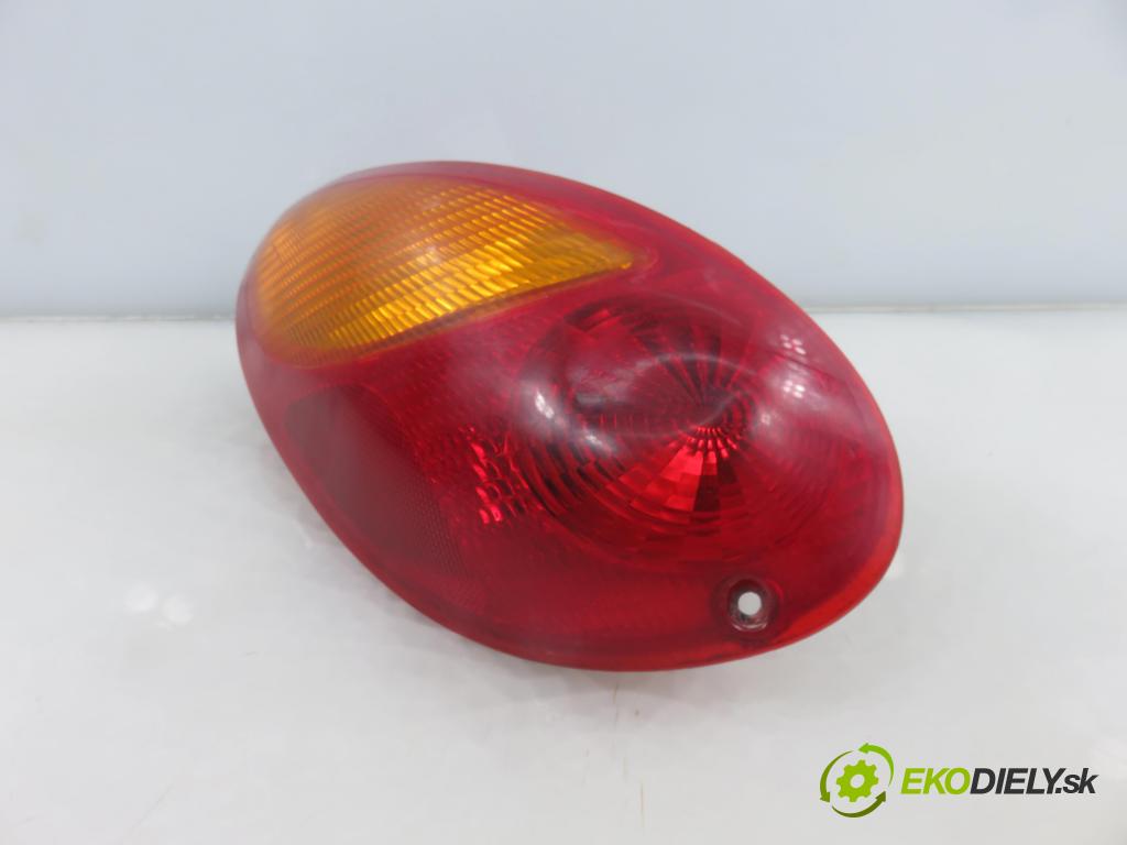 CHRYSLER PT CRUISER (PT_) MINIVAN 2001 104,00 2 - ECC 1996,00 Svetlo ľavé zadné 