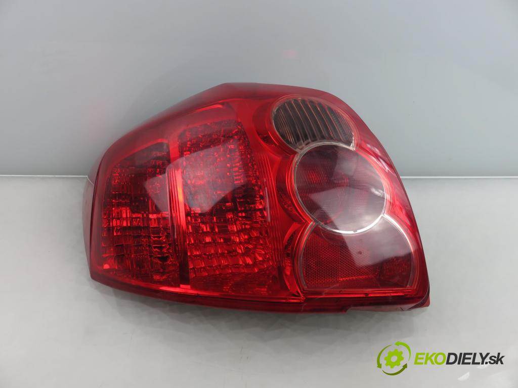 TOYOTA AURIS (_E15_) HB 2007 91,00 1.6 Dual-VVTi 124 - 1ZR-FE 1598,00 Svetlo ľavé zadné