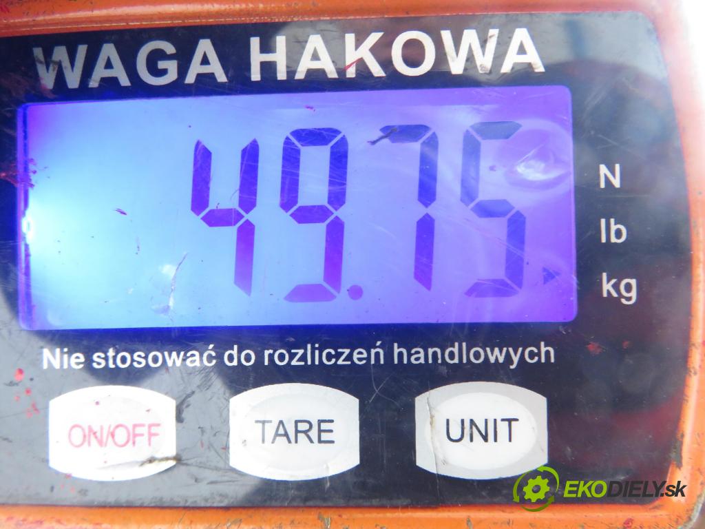 SKODA OCTAVIA I (1U2) LIFTBACK 1999 66,00 1.9 TDI 90- AGR 1896,00 výztuha zadní část