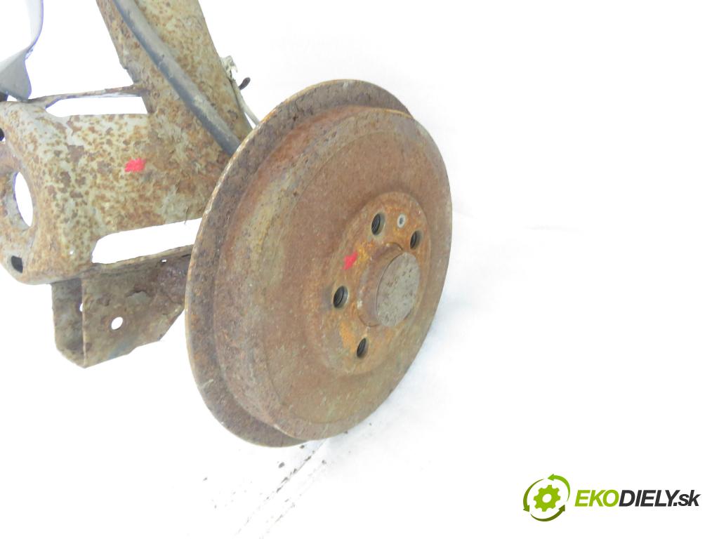 SKODA OCTAVIA I (1U2) LIFTBACK 1999 66,00 1.9 TDI 90- AGR 1896,00 výztuha zadní část