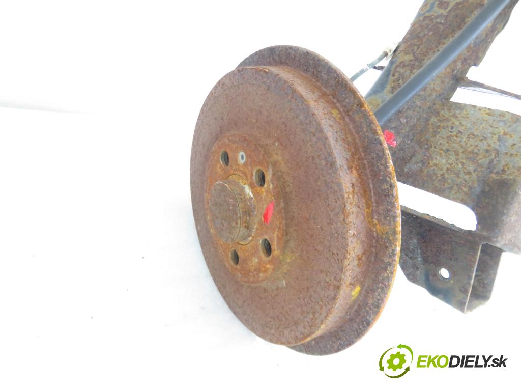 SKODA OCTAVIA I (1U2) LIFTBACK 1999 66,00 1.9 TDI 90- AGR 1896,00 výztuha zadní část