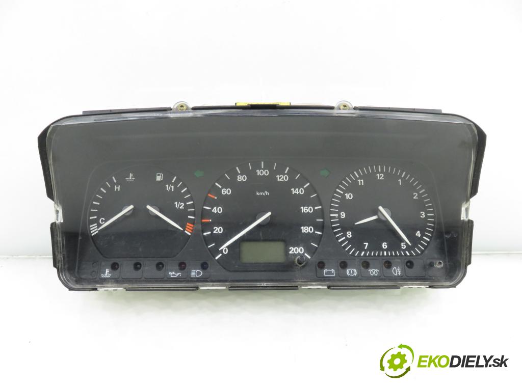 VW TRANSPORTER IV Skrzynia (70XA) FURGON 1997 55,00 2.4 D - AJA 2370,00 prístrojovka elektrický 7D0919850H