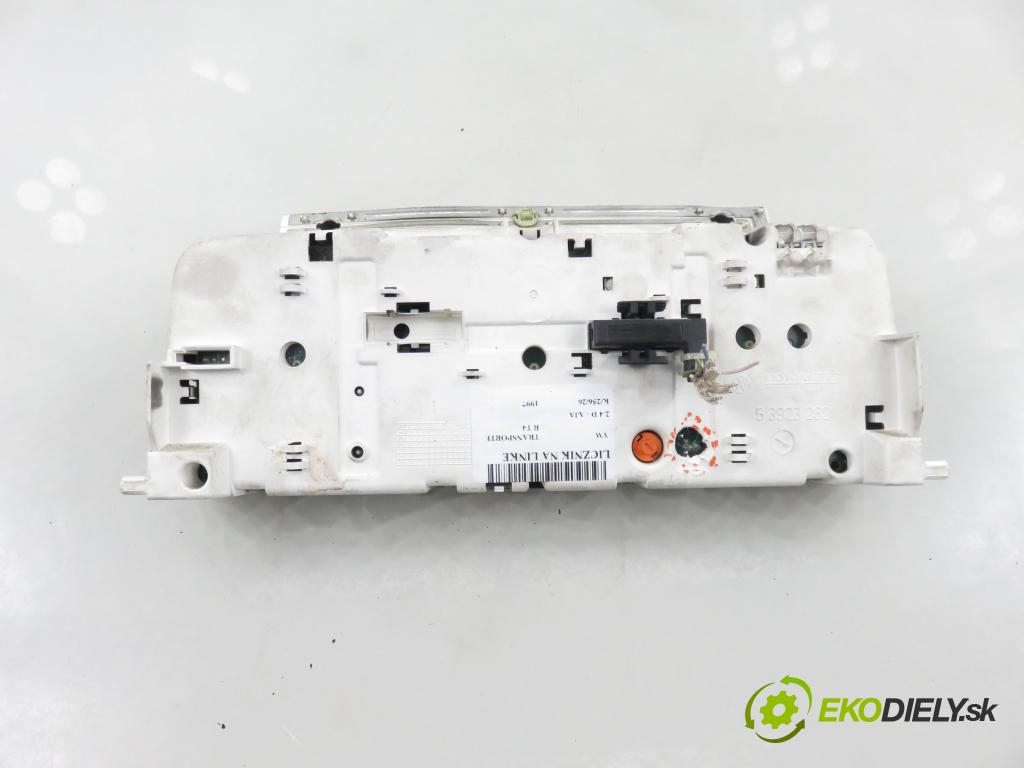 VW TRANSPORTER IV Skrzynia (70XA) FURGON 1997 55,00 2.4 D - AJA 2370,00 prístrojovka elektrický 7D0919850H