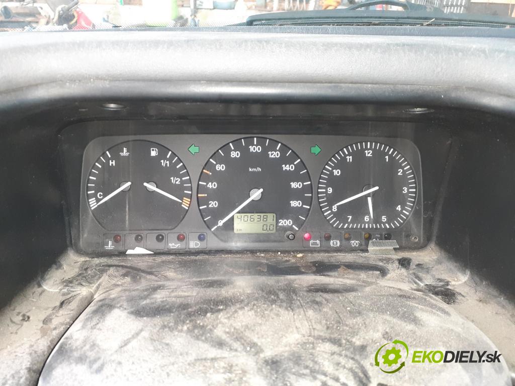 VW TRANSPORTER IV Skrzynia (70XA) FURGON 1997 55,00 2.4 D - AJA 2370,00 prístrojovka elektrický 7D0919850H