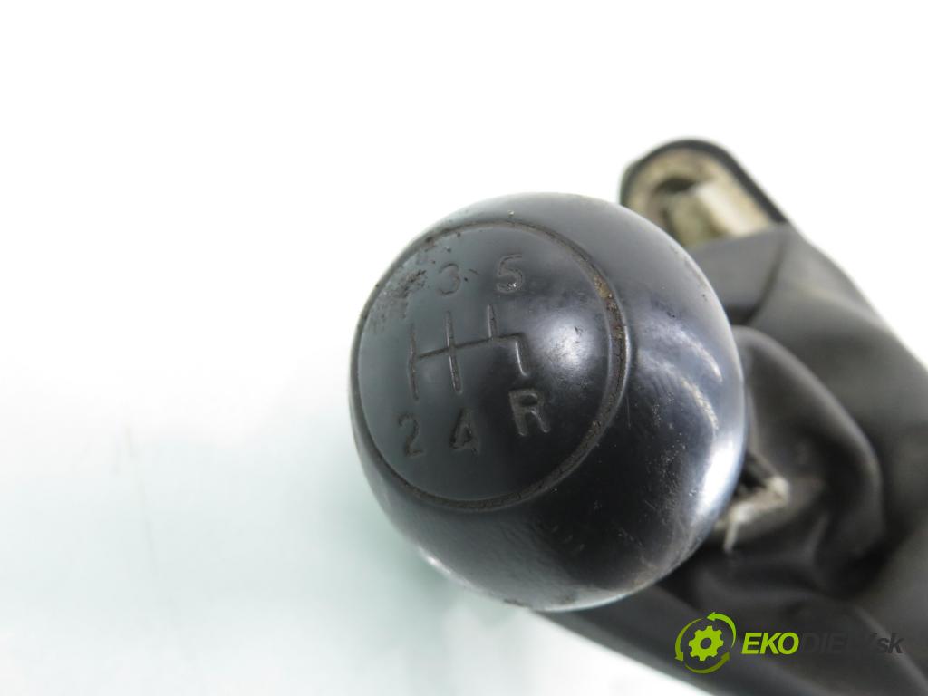 FIAT DOBLO nadwozie wielkoprzestrzenne (MPV) (119_, 223_) KOMBIVAN 2006 55,00 1.3 JTD - 199 A2.000 1248,00 ZVEDÁK: