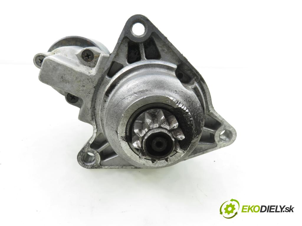 VW TRANSPORTER IV Skrzynia (70XA) FURGON 1997 55,00 2.4 D - AJA 2370,00 startér 17750N (Startér)