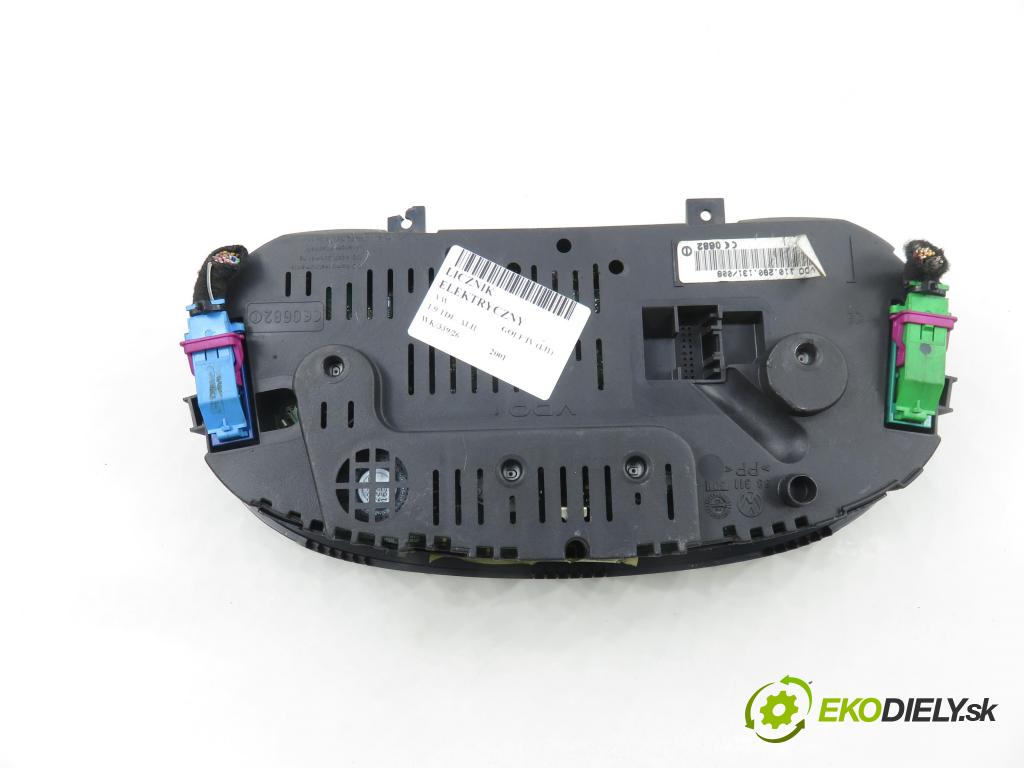 VW GOLF IV (1J1) HB 2001 66,00 1.9 TDI 90 - ALH 1896,00 Prístrojovka elektrický 1J0920926CX