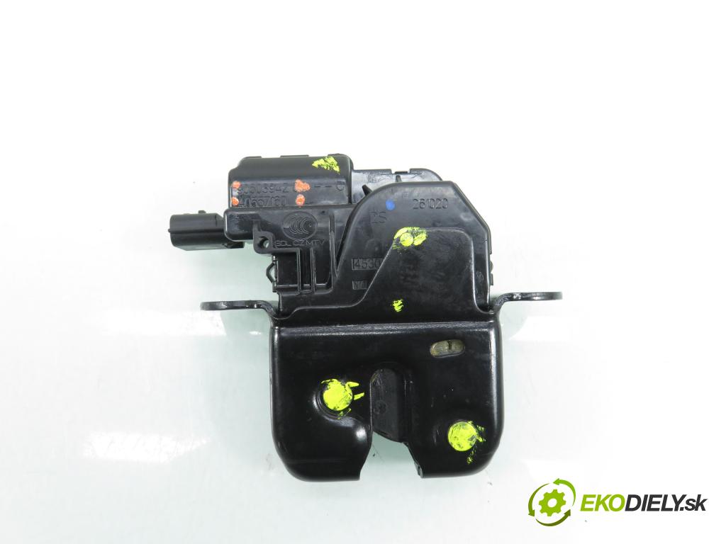 DACIA DUSTER (HM_) SUV 2021 74,00 1.0 TCe 100 (HMMT) 999,00 zámok dveří kufr EL. 40557160 ; 90503942