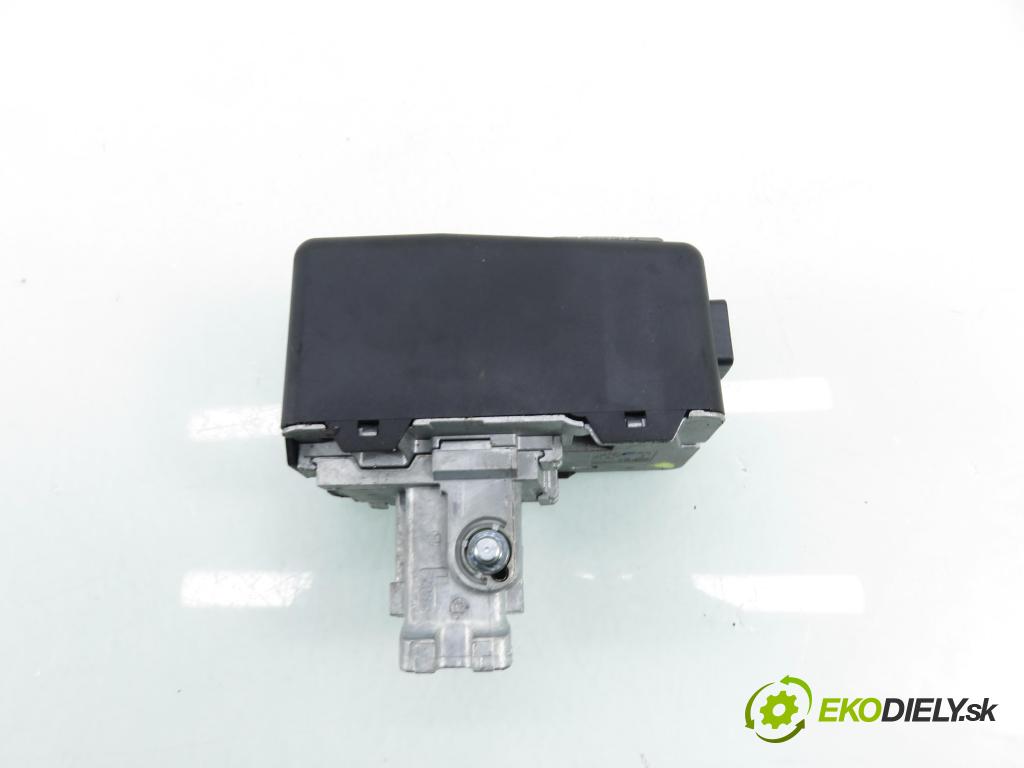 DACIA DUSTER (HM_) SUV 2021 74,00 1.0 TCe 100 (HMMT) 999,00 blokáda tyče volantu 3468340104 ; 487008065R