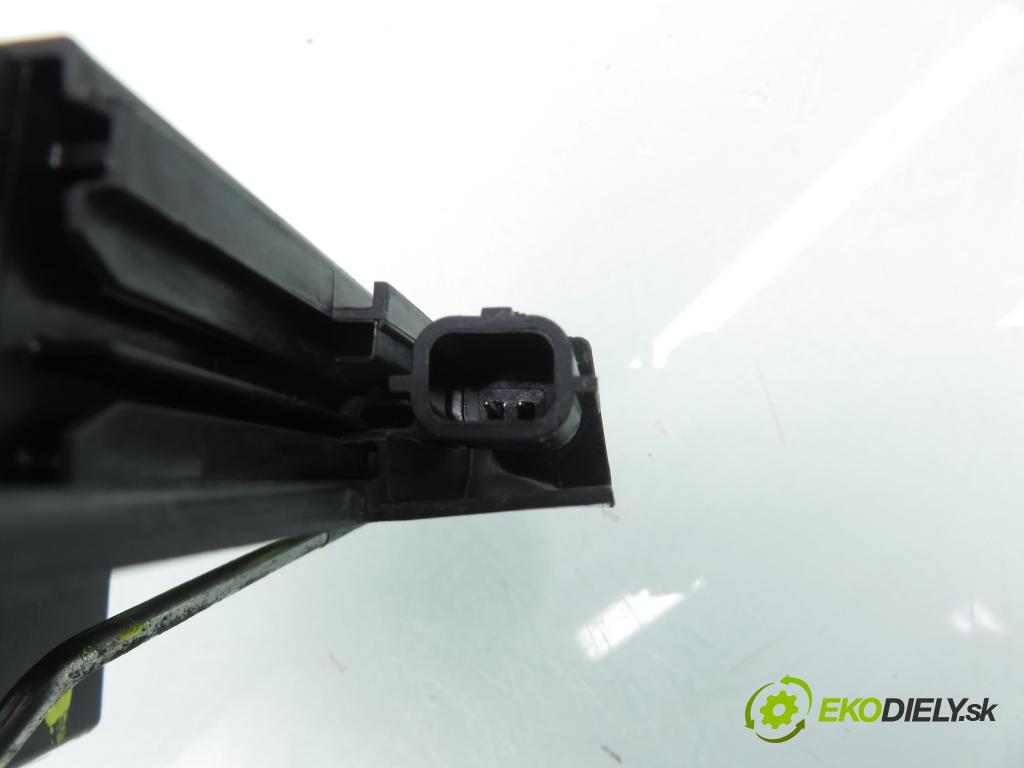 DACIA DUSTER (HM_) SUV 2021 74,00 1.0 TCe 100 (HMMT) 999,00 zámok LTE