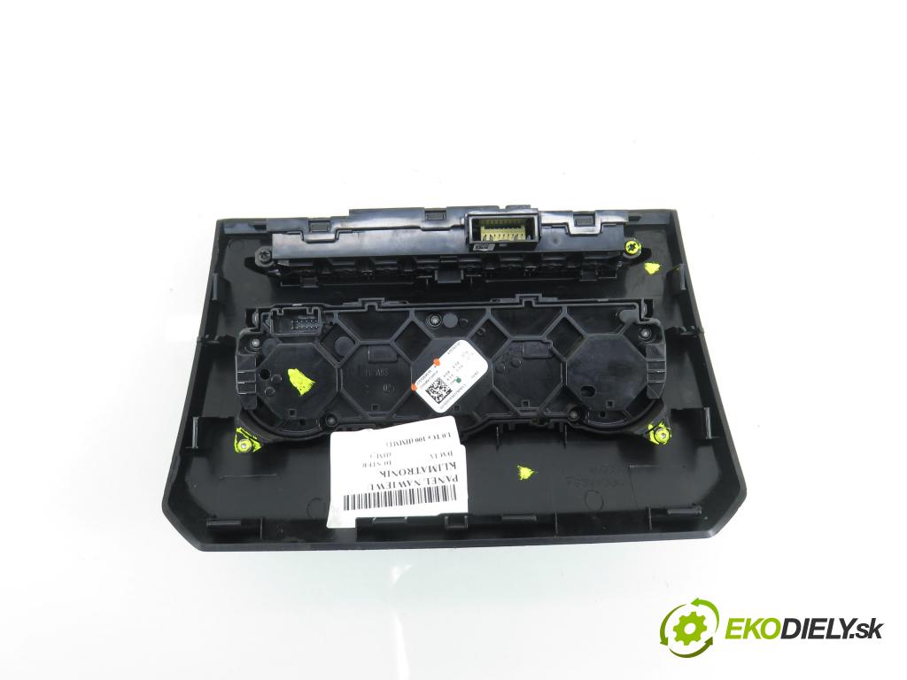 DACIA DUSTER (HM_) SUV 2021 74,00 1.0 TCe 100 (HMMT) 999,00 Panel kúrenia KLIMATRONIK 275105451R