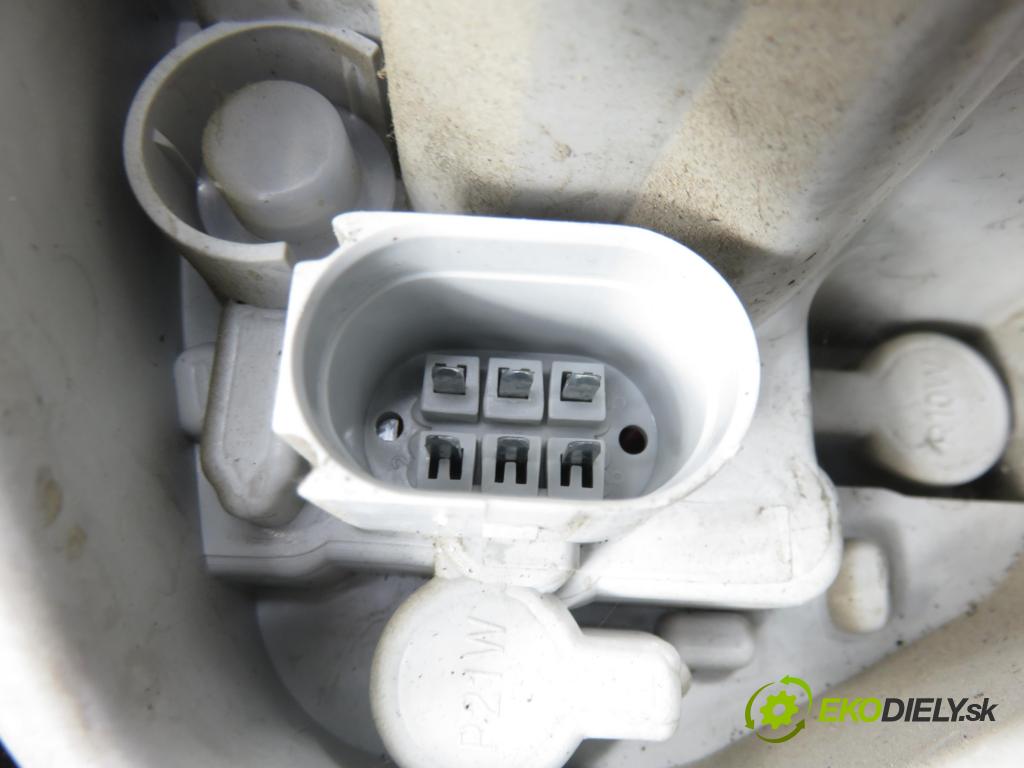 SEAT IBIZA IV (6J5, 6P1) HB 2010 77,00 1.9 TDI - BLS 1896,00 Svetlo ľavé zadné 6J4945095A