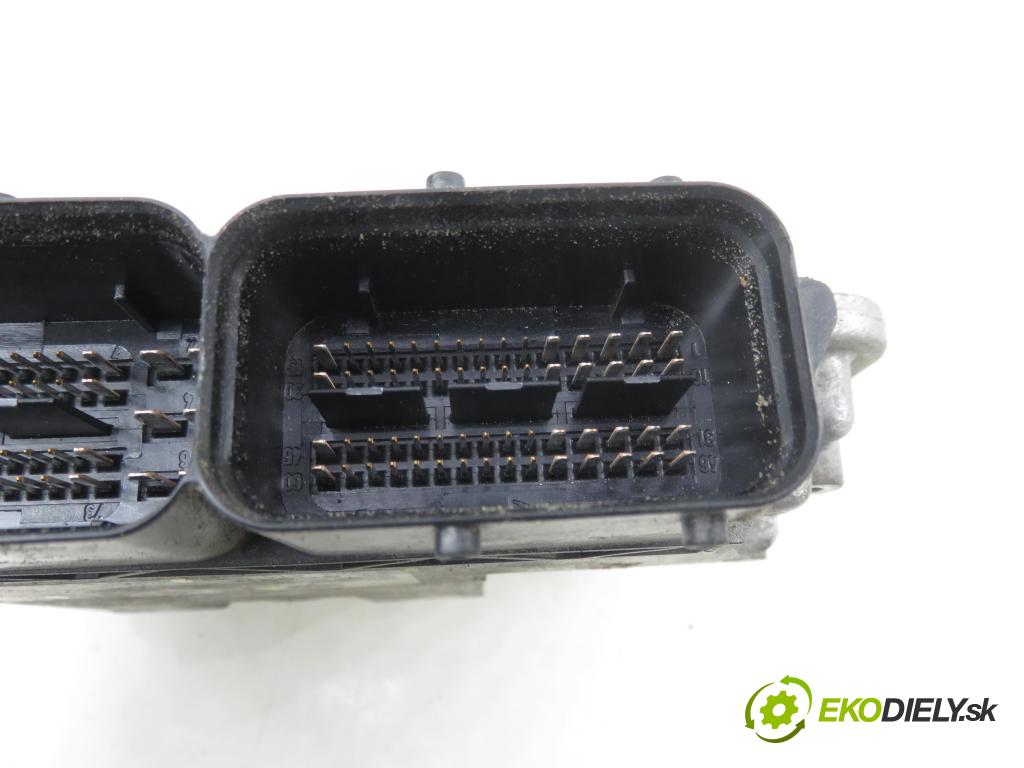 SEAT IBIZA IV (6J5, 6P1) HB 2010 77,00 1.9 TDI - BLS 1896,00 Riadiaca jednotka Motor 03G906013K ; 0281014883