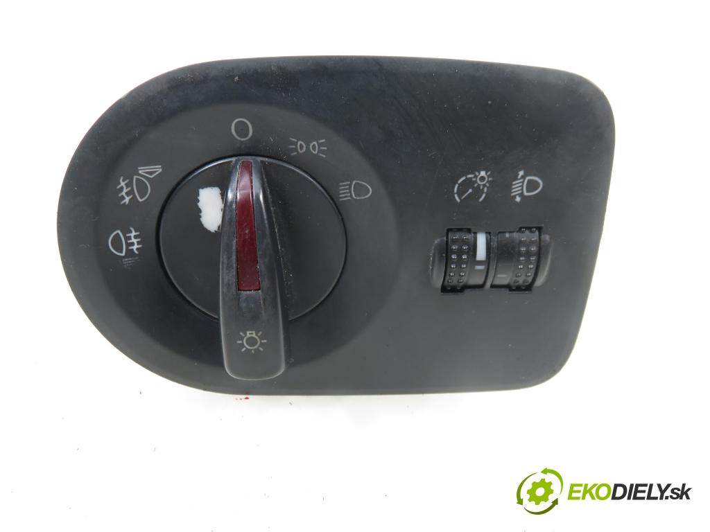 SEAT IBIZA IV (6J5, 6P1) HB 2010 77,00 1.9 TDI - BLS 1896,00 přepínač světla 6J1941531A
