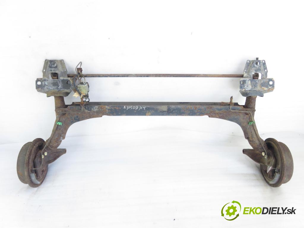 AUDI 80 (8C, B4) SEDAN 1992 66,00 1.9 TDI - 1Z 1896,00 výztuha zadní část