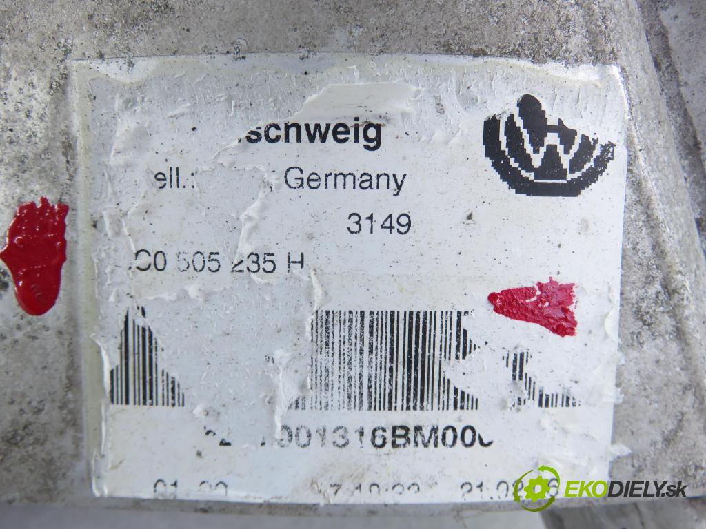 VW PASSAT B6 Variant (3C5) KOMBI 2006 184,00 3.2 FSI 4motion - AXZ 3168,00 ZADNÍ: 3C0505235H