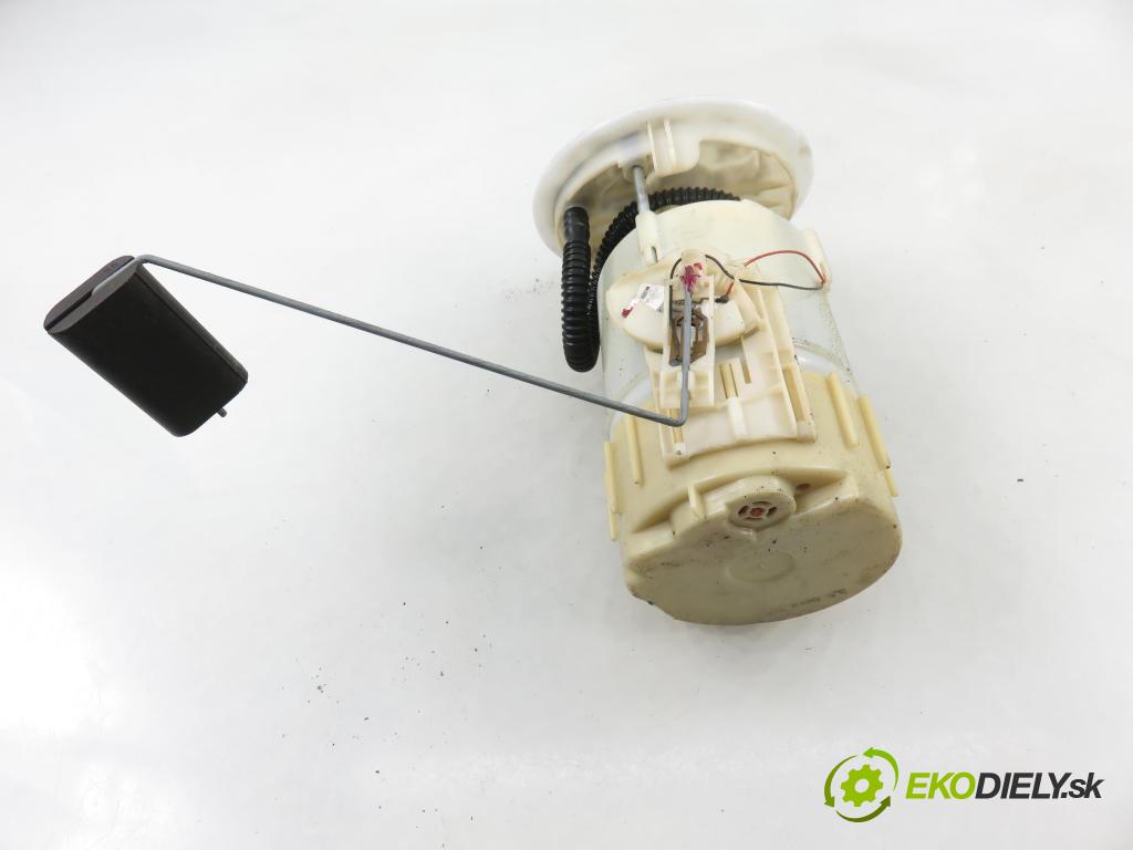 RENAULT SCENIC I (JA0/1_) MINIVAN 2002 0,00 1.6 - K4M 708 1598,00 Pumpa paliva 8200146092 ; 8200146092A