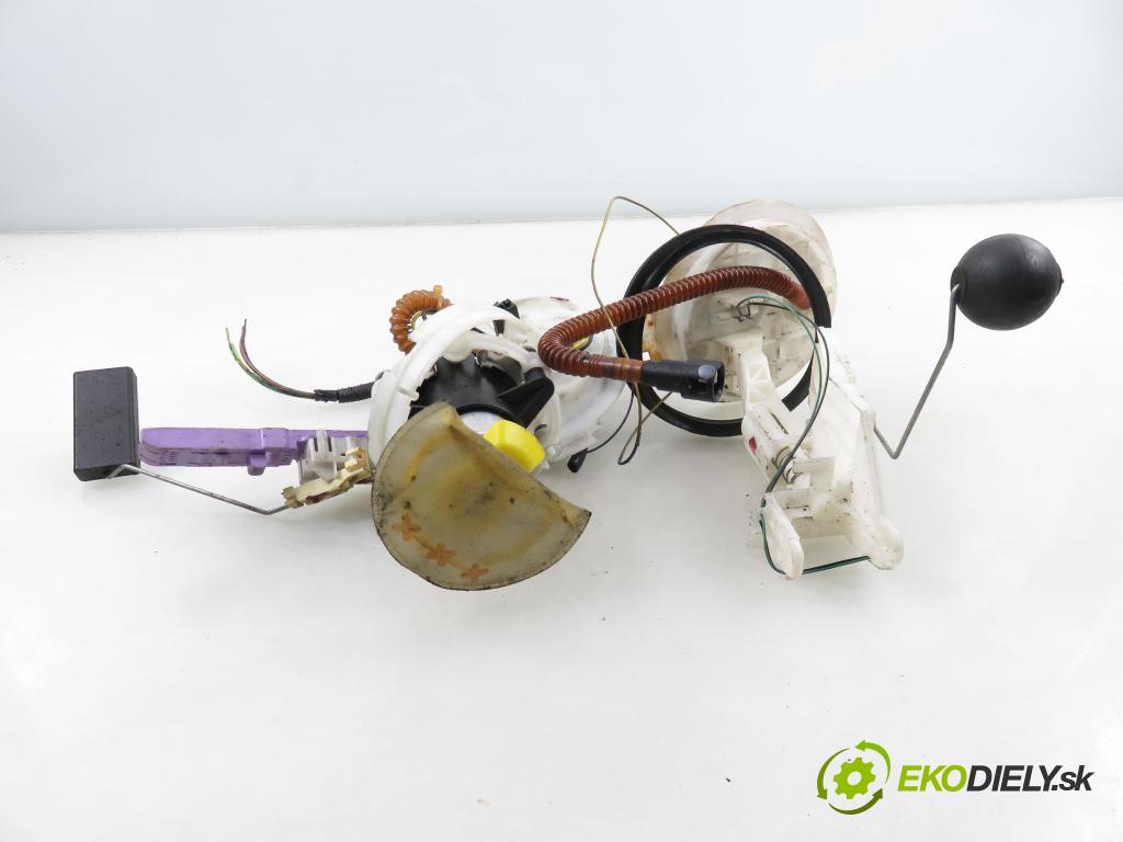 AUDI A4 Avant (8E5, B6) KOMBI 2004 140,00 1.8 T quattro - BEX 1781,00 Pumpa paliva 8E0201317N