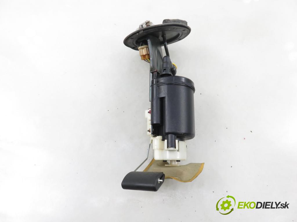 HYUNDAI SONATA IV (EF) SEDAN 2004 96,00 2.0 1997,00 pumpa paliva