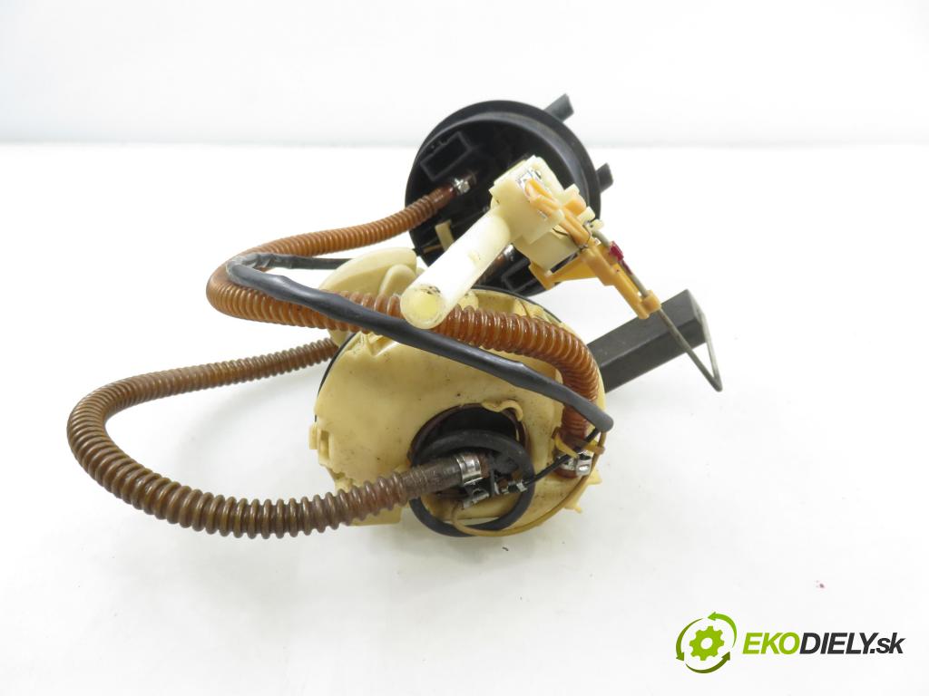 VW GOLF III Variant (1H5) KOMBI 1997 55,00 1.8 - ANN 1781,00 Pumpa paliva 1H9919051K