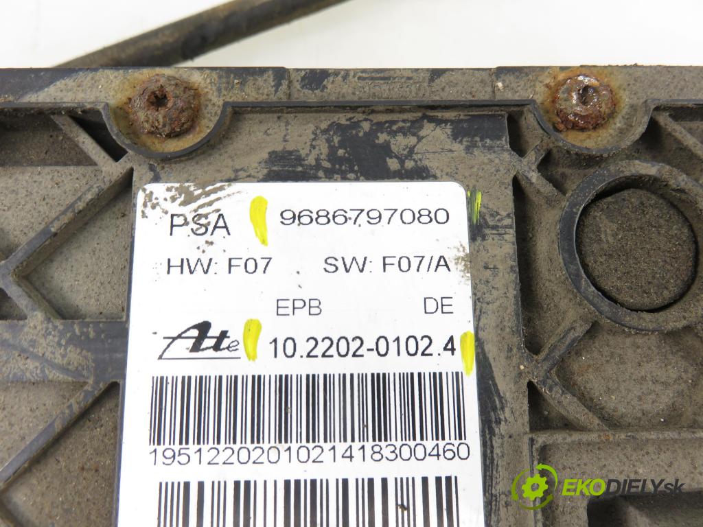 CITROEN C5 III Break (RW_) KOMBI 2008 150,00 2.7 HDi - UHZ (DT17BTED4) 2720,00 BRZDA: ručně elektrický 9686797080 ; 10220201024