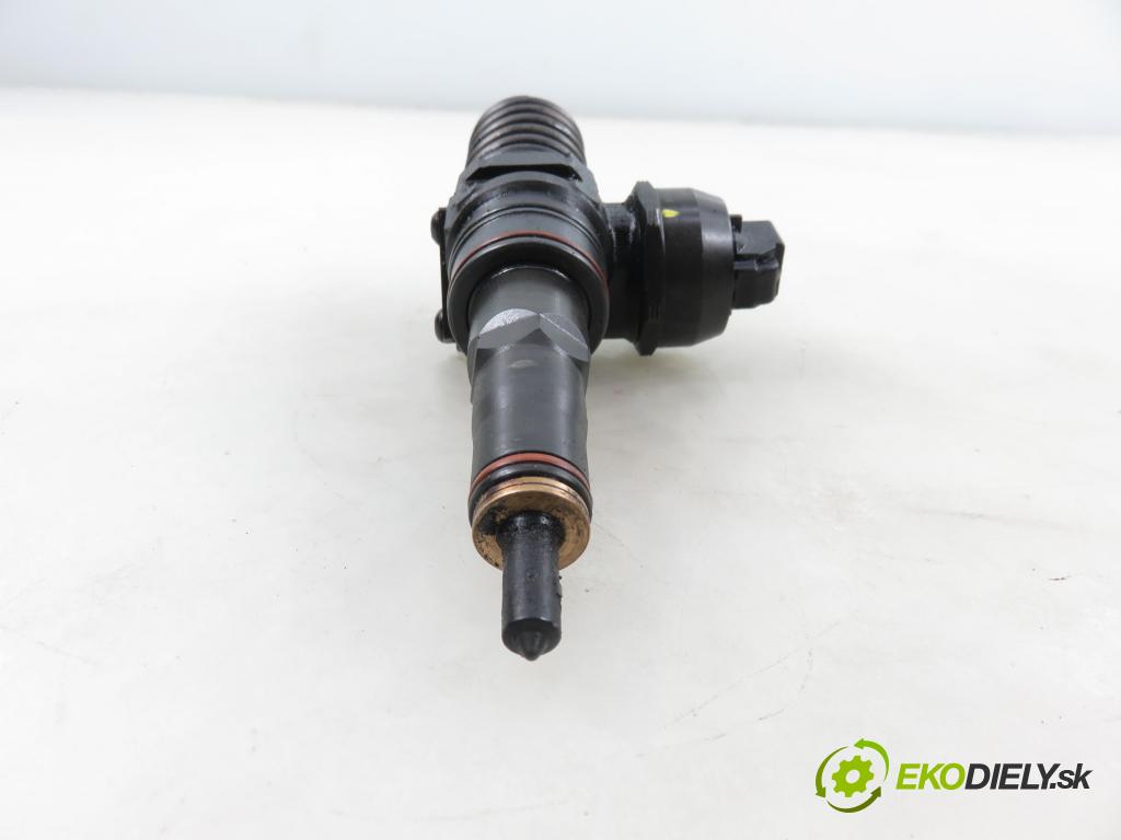 VW SHARAN (7M8, 7M9, 7M6) MINIVAN 2002 85,00 1.9 TDI PD 115 4motion - AUY 1896,00 Vstrekovač 038130073AK ; 0414720038 (Vstrekovač paliva)