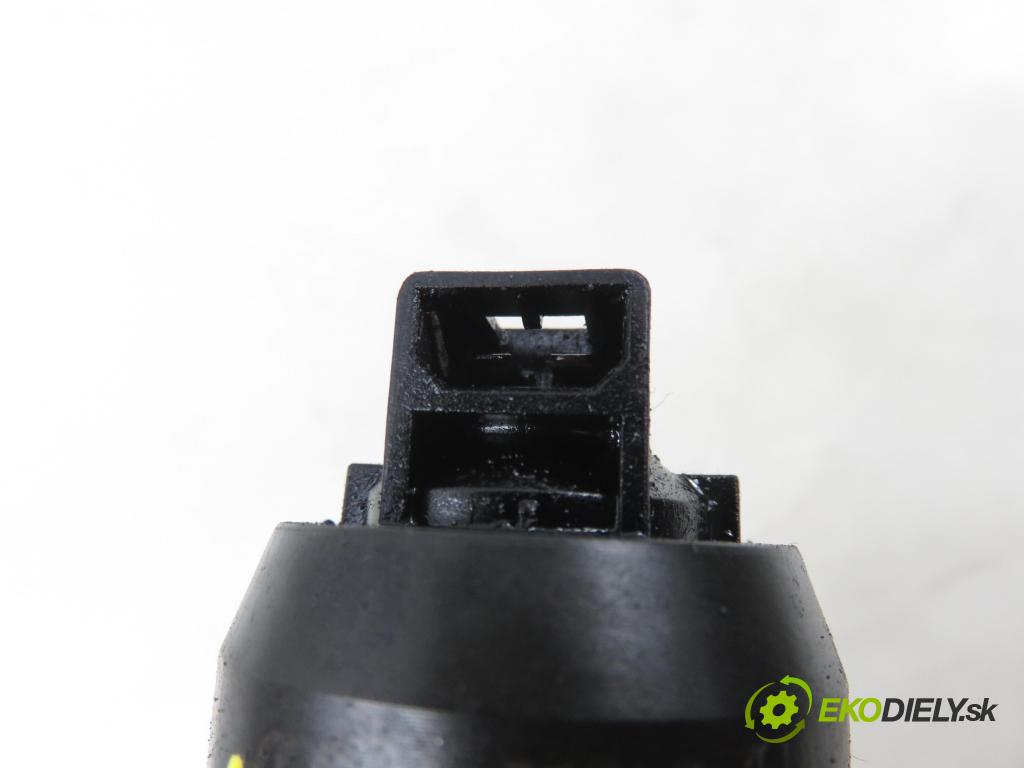 VW SHARAN (7M8, 7M9, 7M6) MINIVAN 2002 85,00 1.9 TDI PD 115 4motion - AUY 1896,00 Vstrekovač 038130073AK ; 0414720038 (Vstrekovač paliva)