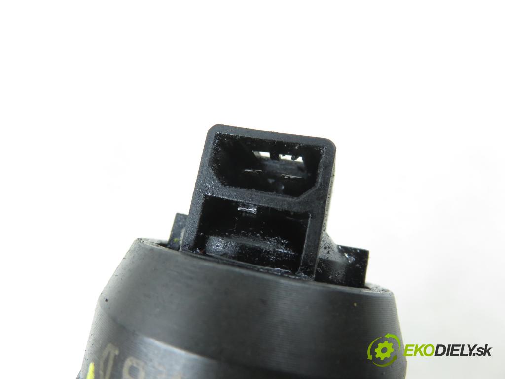 VW SHARAN (7M8, 7M9, 7M6) MINIVAN 2002 85,00 1.9 TDI PD 115 4motion - AUY 1896,00 Vstrekovač 038130073AK ; 0414720038 (Vstrekovač paliva)