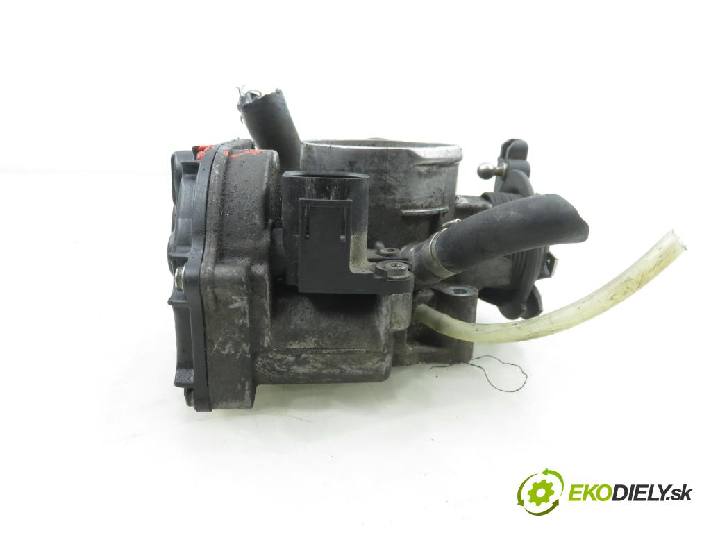 VW PASSAT B5 (3B2) SEDAN 1997 92,00 1.8 20V 125 - ADR 1781,00 Škrtiaca klapka 058133063H (Škrtiaca klapka)