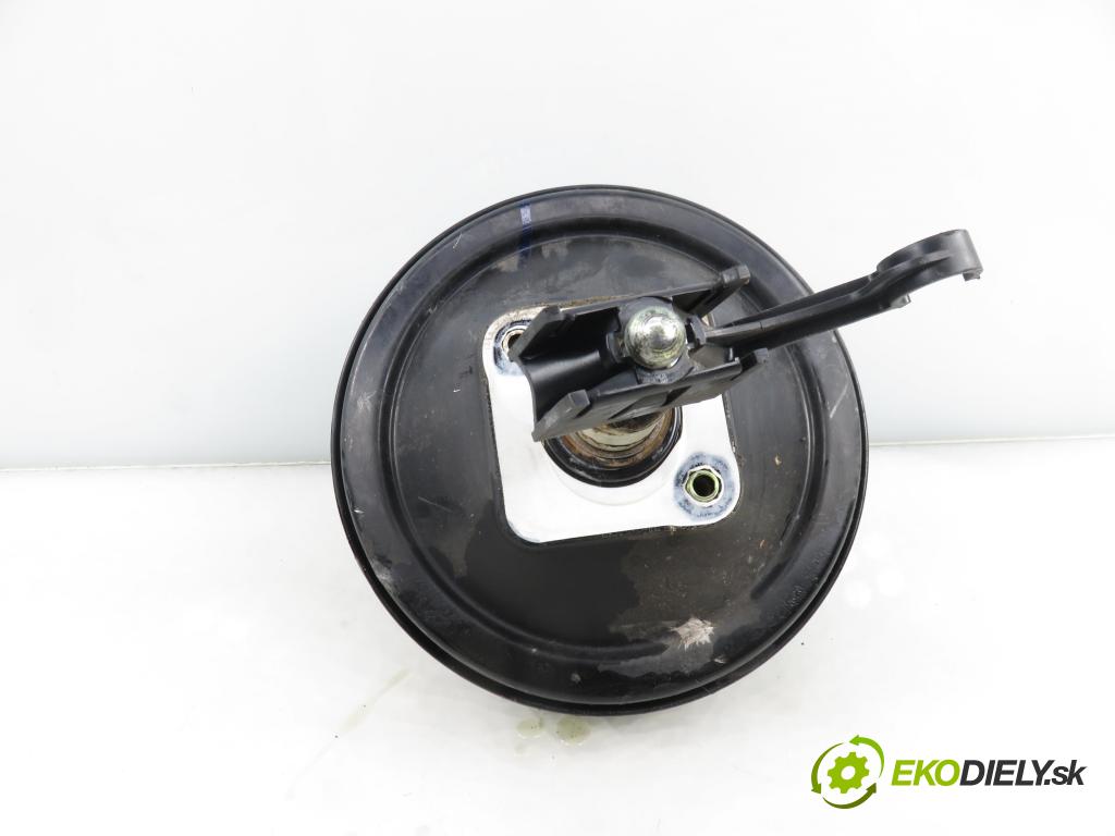 VW PASSAT B5 (3B2) SEDAN 1997 92,00 1.8 20V 125 - ADR 1781,00 Posilovač 8D0612105F (Servočerpadlo)