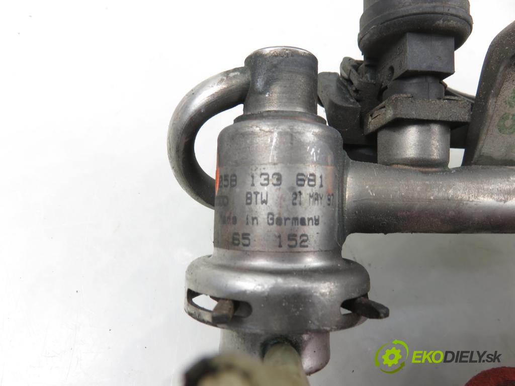 VW PASSAT B5 (3B2) SEDAN 1997 92,00 1.8 20V 125 - ADR 1781,00 Lišta vstrekovacia 058133881 (Vstrekovacia lišta)