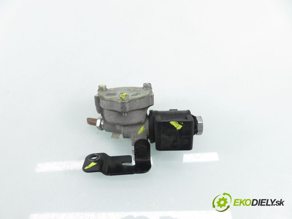 DACIA DUSTER (HM_) SUV 2021 74,00 1.0 TCe 100 (HMMT) 999,00 ELEKTROVENTIL: LPG 67R010404