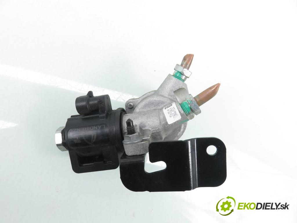 DACIA DUSTER (HM_) SUV 2021 74,00 1.0 TCe 100 (HMMT) 999,00 ELEKTROVENTIL: LPG 67R010404