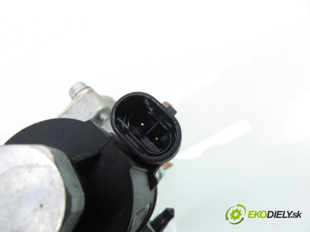 DACIA DUSTER (HM_) SUV 2021 74,00 1.0 TCe 100 (HMMT) 999,00 ELEKTROVENTIL: LPG 67R010404