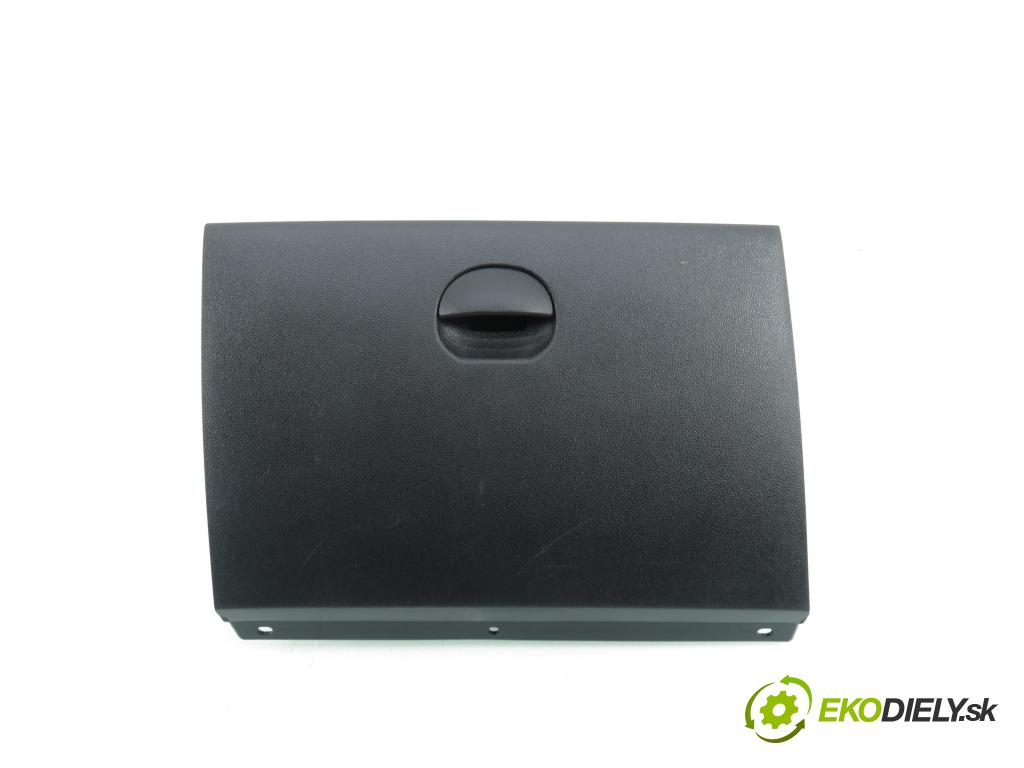 DACIA DUSTER (HM_) SUV 2021 74,00 1.0 TCe 100 (HMMT) 999,00 Priehradka, kastlík F015433