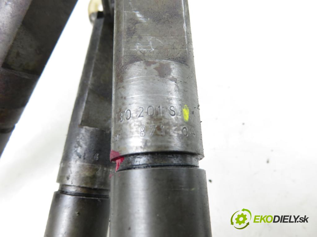 AUDI A4 (8D2, B5) KOMBI 1998 81,00 1.9 TDI 110 - AFN 1896,00 Vstrekovacie ventily 028130201S ; 028130201T (Vstrekovací ventil)