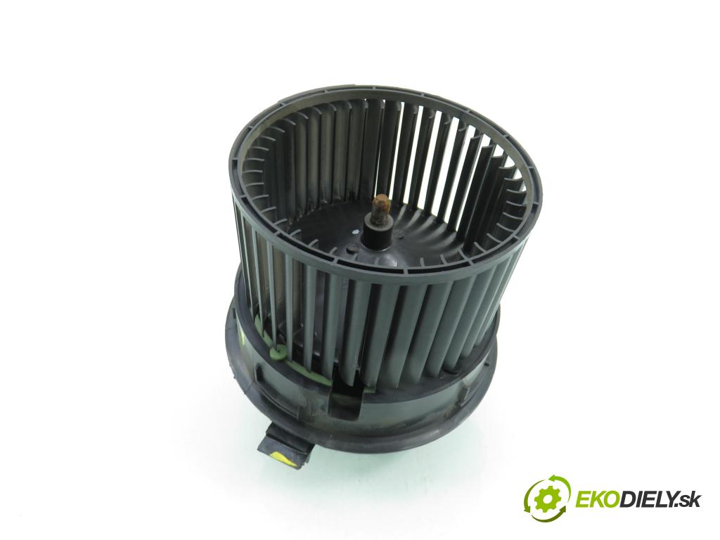 DACIA DUSTER (HM_) SUV 2021 74,00 1.0 TCe 100 (HMMT) 999,00 Ventilátor vetráku T59159B