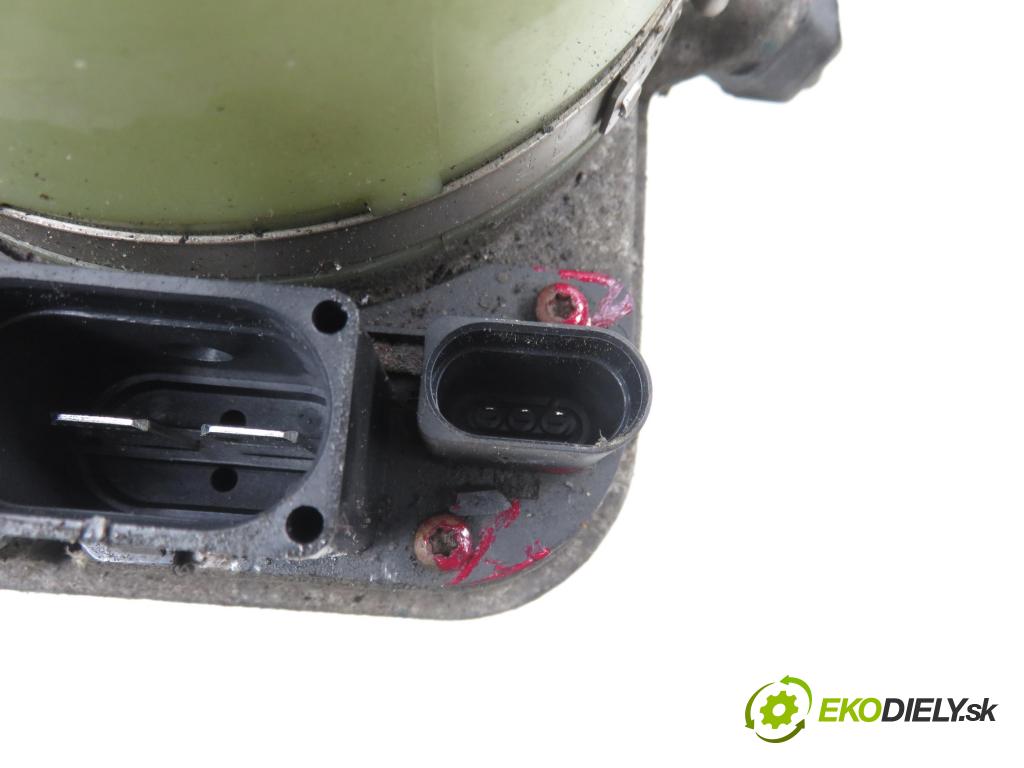 SKODA FABIA I (6Y2) HB 2001 44,00 1.4 - AZF 1397,00 Pumpa servočerpadlo