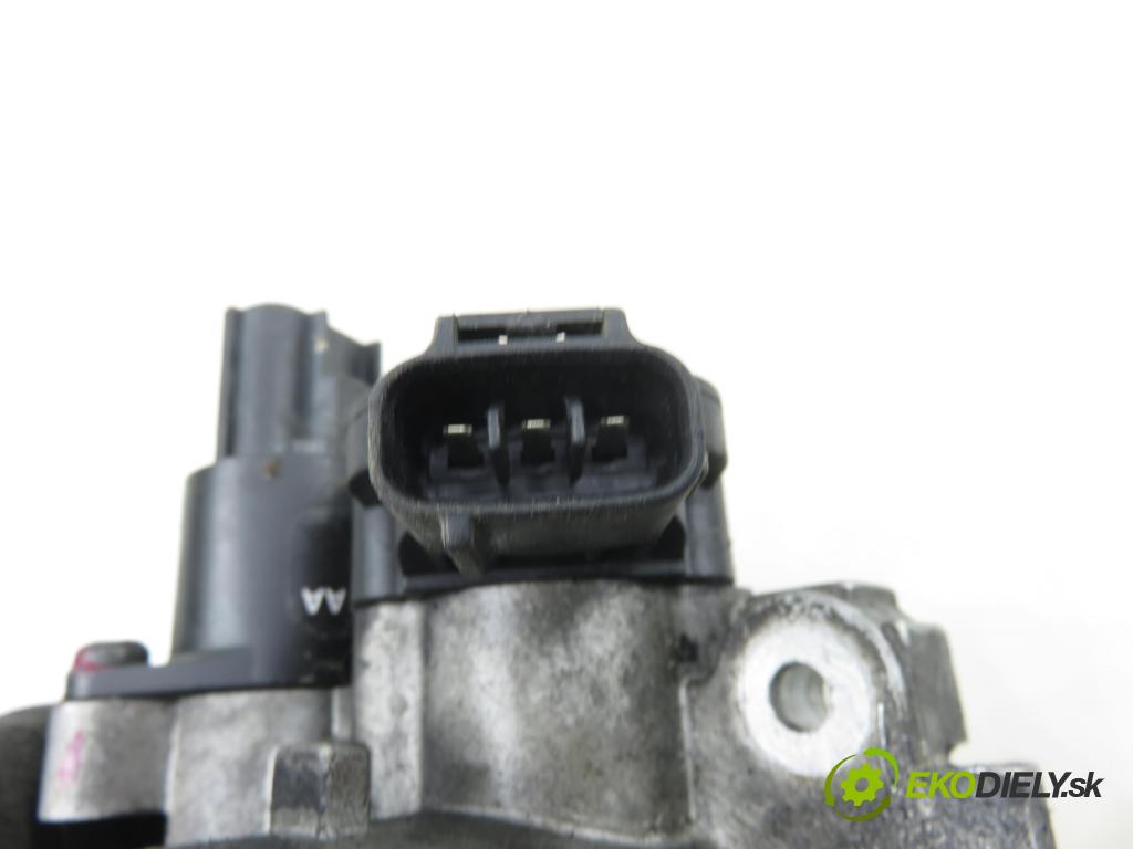 CHRYSLER PT CRUISER (PT_) MINIVAN 2001 104,00 2 - ECC 1996,00 škrtíci klapka 04891513AA (Škrticí klapka)