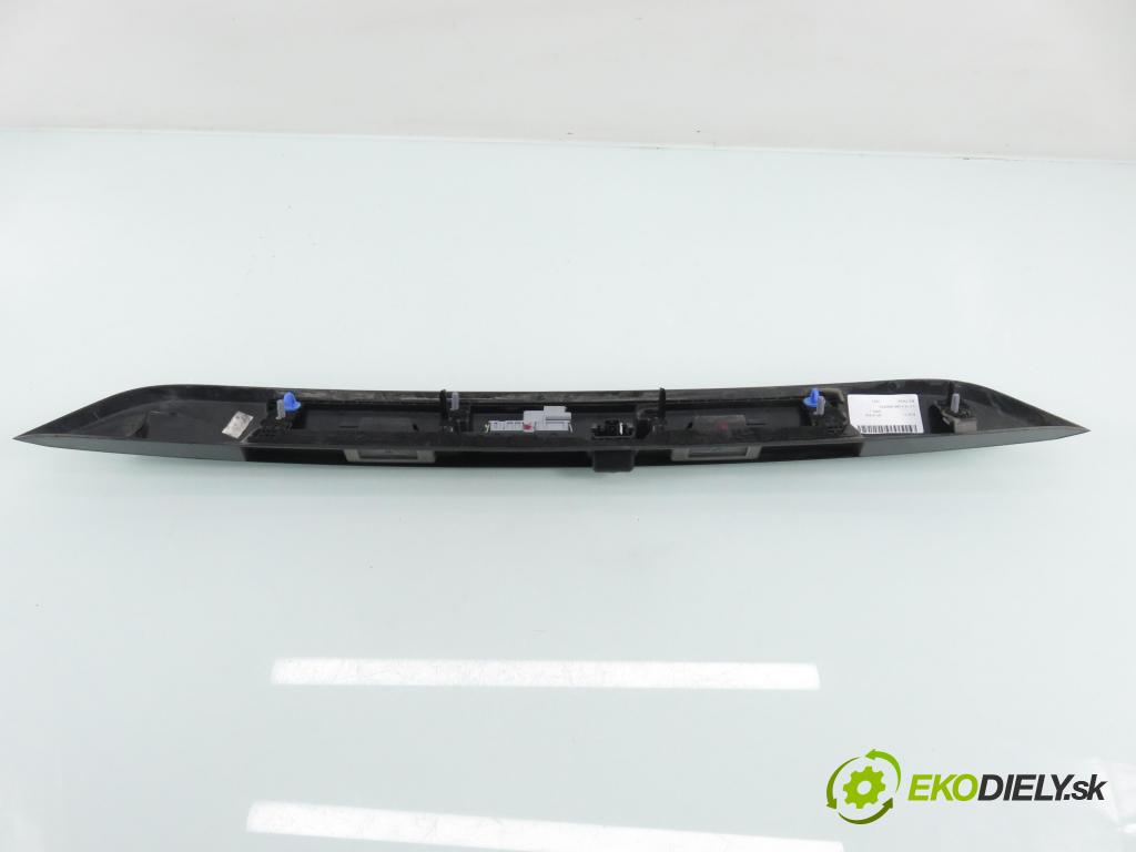 DACIA DUSTER (HM_) SUV 2021 74,00 1.0 TCe 100 (HMMT) 999,00 Zadné čelo dverí kufor 848101807R ; 848107242R