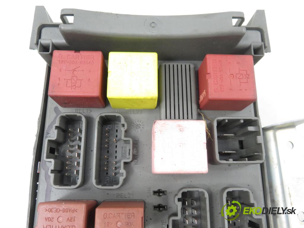 RENAULT ESPACE IV (JK0/1_) MINIVAN 2005 85,00 1.9 dCi 116 - F9Q 820 1870,00 MODUL BSI 8200447435 ; 8200491794 ; 8200500347