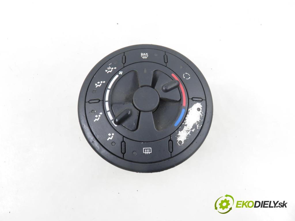 RENAULT ESPACE IV (JK0/1_) MINIVAN 2005 85,00 1.9 dCi 116 - F9Q 820 1870,00 Panel topení KLIMATRONIK 8200028445