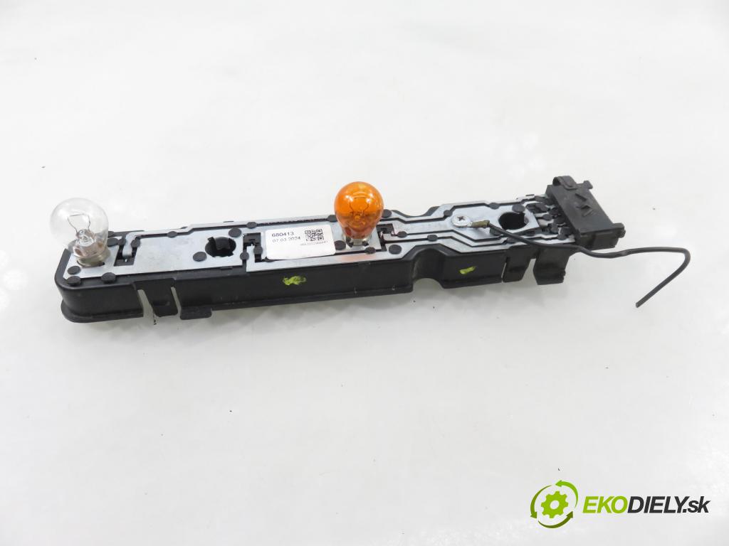 FORD TRANSIT Furgon (FA_ _) FURGON 2006 81,00 2.2 TDCi - QVFA 2198,00 vložka svetla ľavy zadné