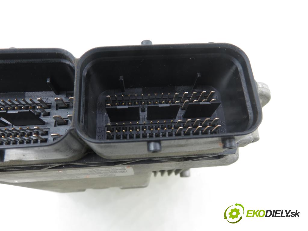 VW TOURAN (1T1, 1T2) MINIVAN 2004 74,00 1.9 TDI PD 100 - AVQ 1896,00 Riadiaca jednotka Motor 03G906016BT ; 0281011761