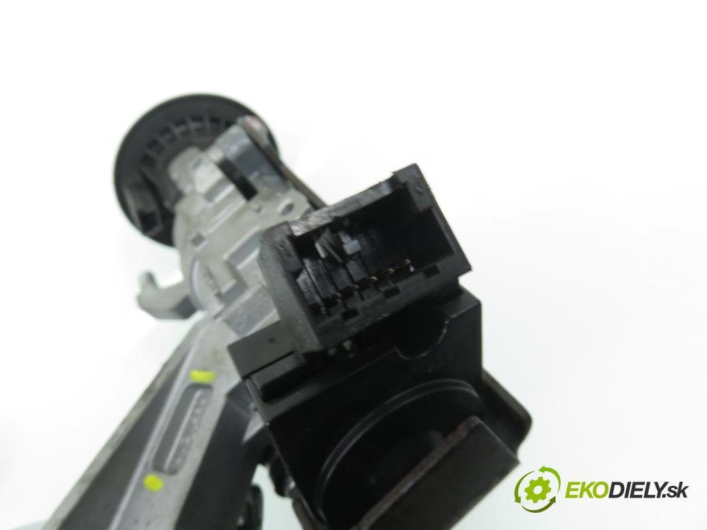 OPEL MERIVA B nadwozie wielkoprzestrzenne (MPV) (S10) MINIVAN 2008 88,00 1.4 LPG - A 14 NEL 1364,00 spinačka 13385509 ; 20939745 ; 4121694 (Spínacia skrinka)