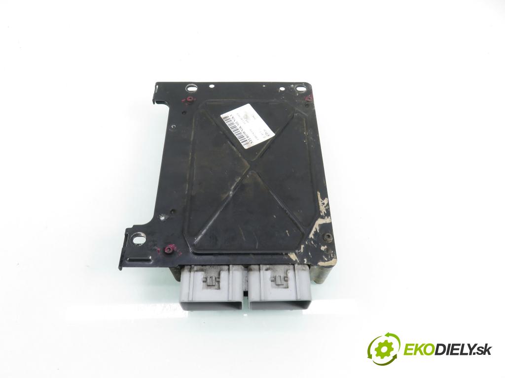 CHRYSLER PT CRUISER (PT_) MINIVAN 2001 104,00 2 - ECC 1996,00 Riadiaca jednotka Motor 05033116AE